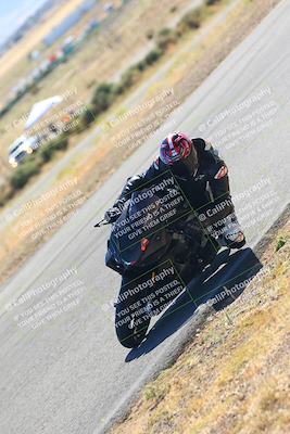 media/Oct-15-2023-TrackXperience (Sun) [[85198ff50b]]/Group 3/session 4 turn 3/